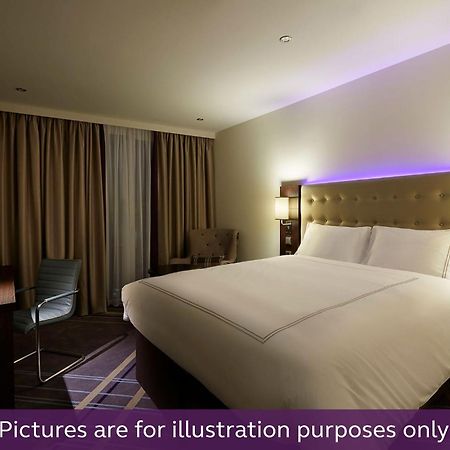 Premier Inn Koeln City Centre Екстер'єр фото