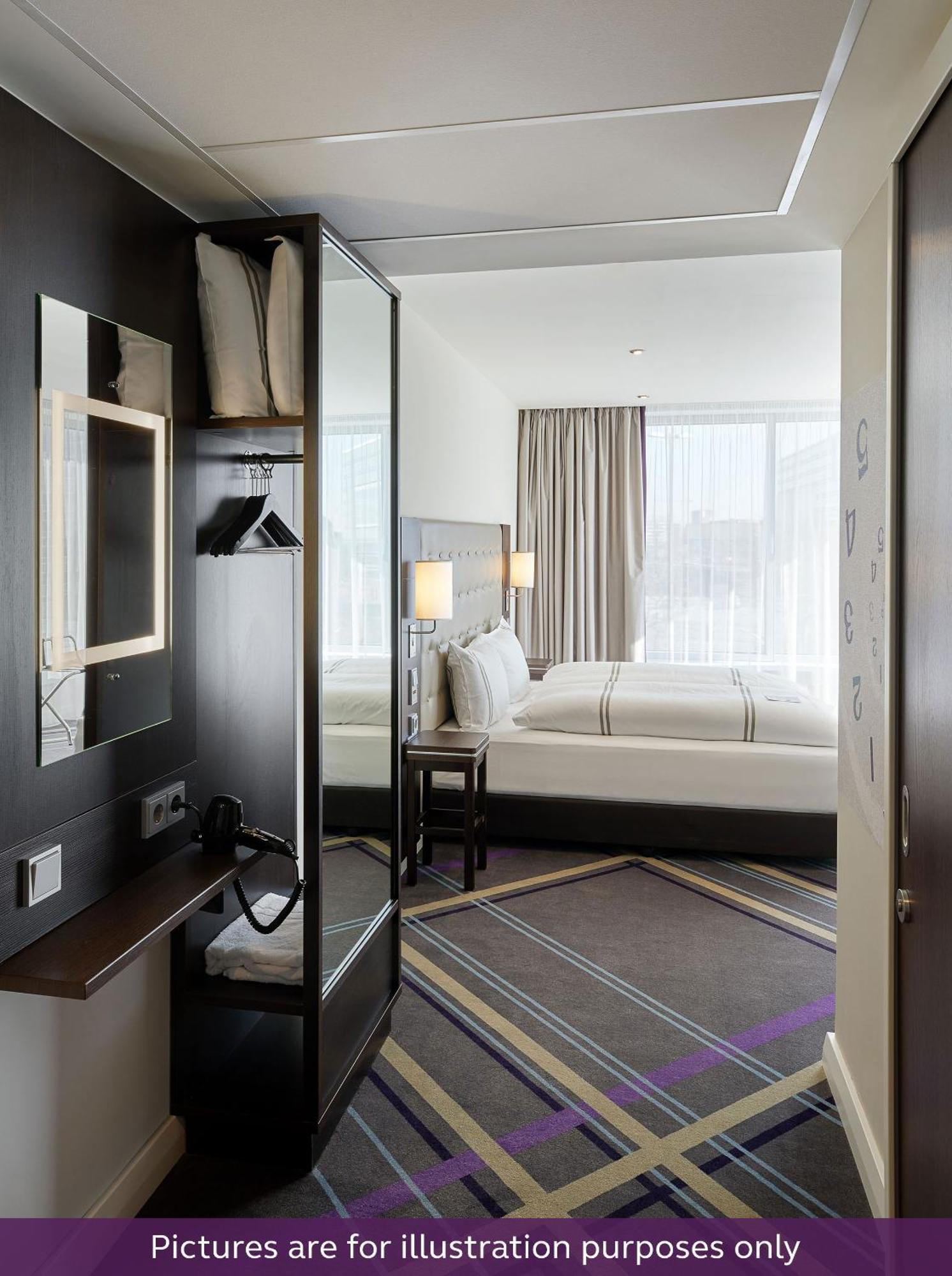 Premier Inn Koeln City Centre Екстер'єр фото